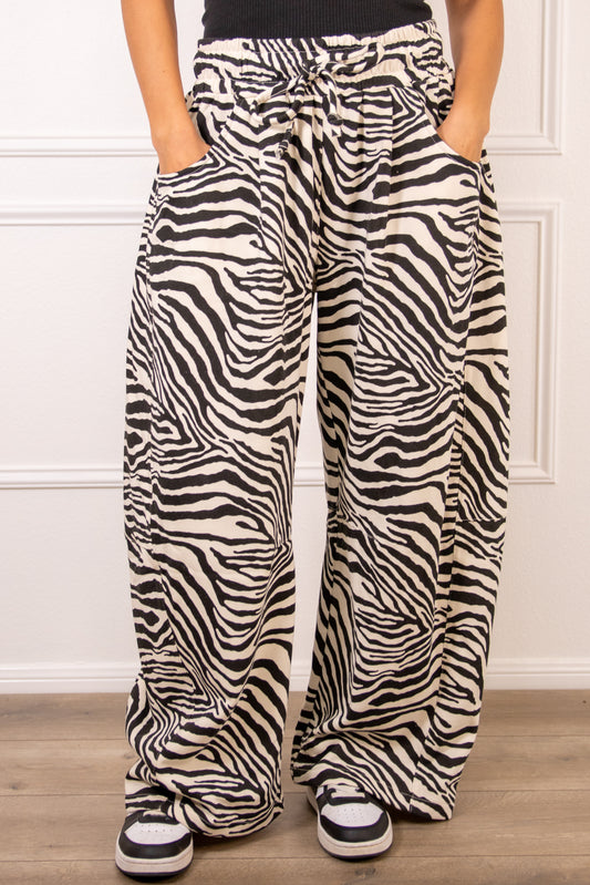 Pretty Wild sweatpants